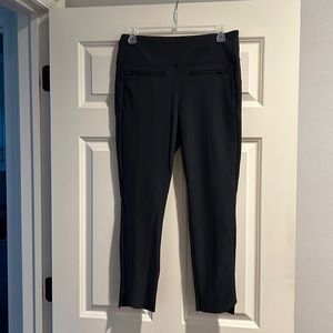 Cute leggings with cute details